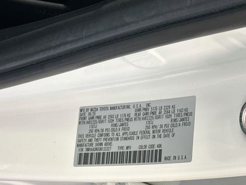 Used 2025 MAZDA CX-50 AWD 2.5 Hybrid w/ Premium Pkg image 12