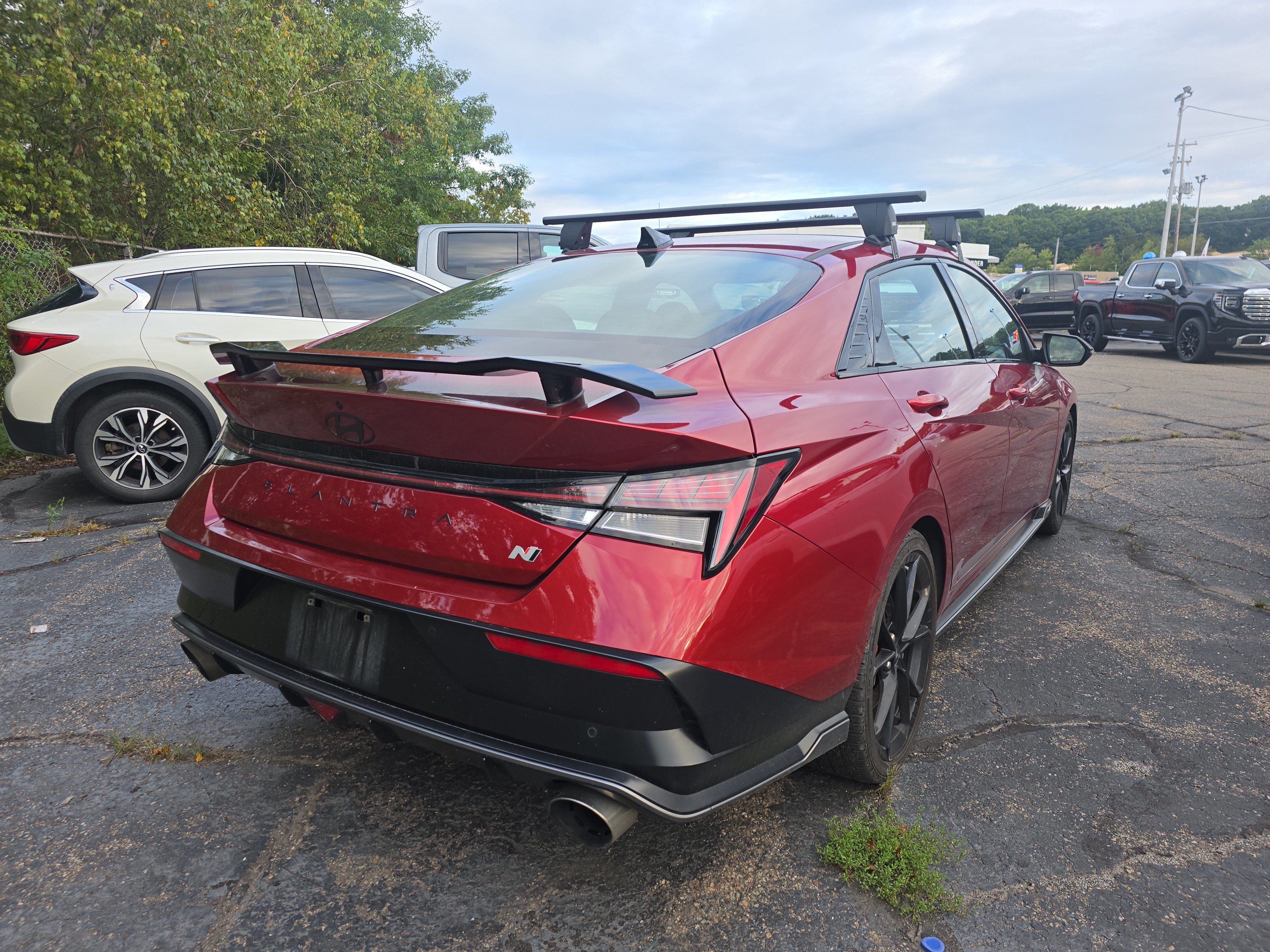 Used 2024 Hyundai Elantra N FWD image 3