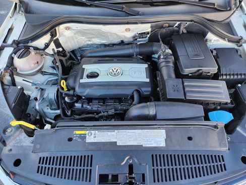 Used 2016 Volkswagen Tiguan SE image 29