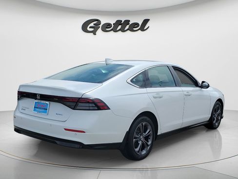 Used 2025 Honda Accord EX-L image 12