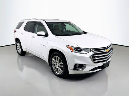 Used 2021 Chevrolet Traverse High Country w/ LPO, Floor Liner Package AWD/4WD image 7
