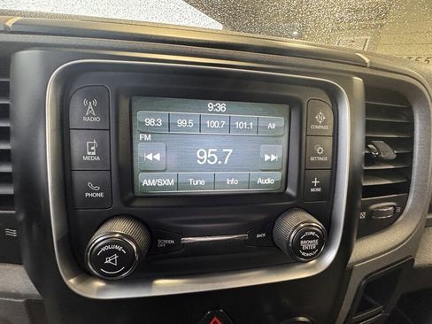 Used 2015 RAM 1500 Express image 18
