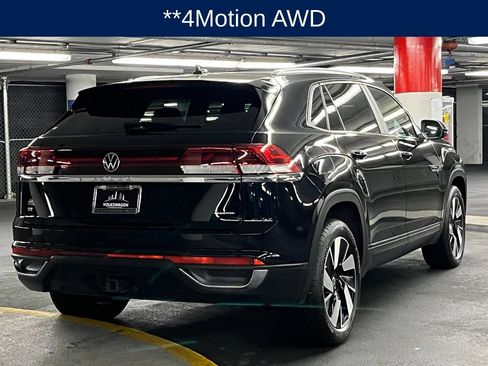 Used 2024 Volkswagen Atlas Cross Sport SE w/ Panoramic Sunroof Package AWD/4WD image 6