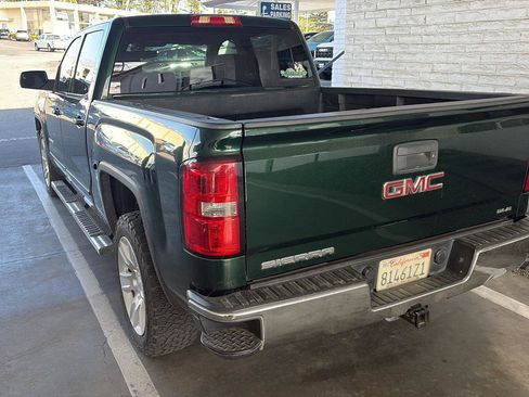 Used 2015 GMC Sierra 1500 SLE w/ SLE Value Package image 3
