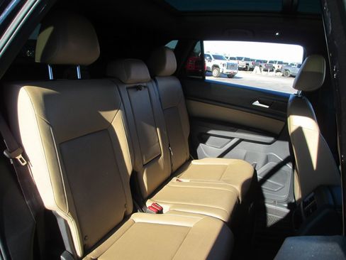 Used 2020 Volkswagen Atlas Cross Sport SEL image 21