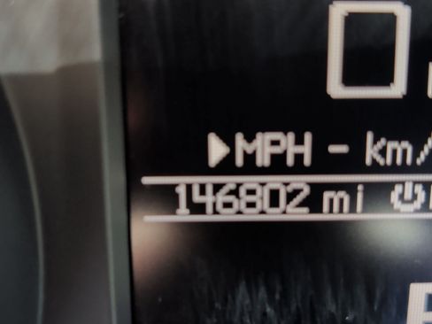 Used 2013 Jeep Grand Cherokee Overland w/ Advance Technology Group RWD image 16