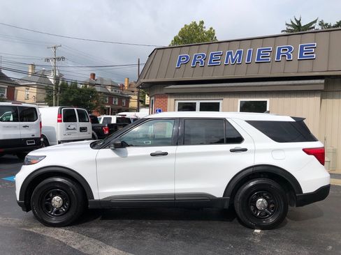 Used 2022 Ford Explorer 4WD Police Interceptor image 3
