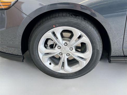 New 2026 Honda Accord LX image 27
