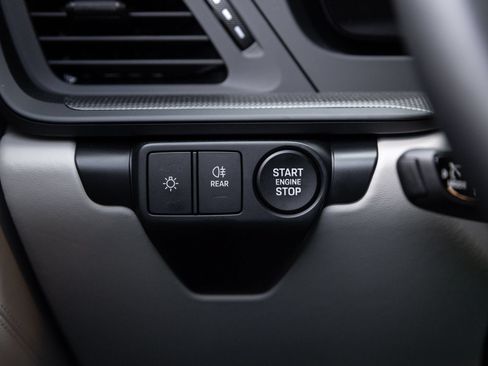 Certified 2026 Porsche 911 Turbo S AWD/4WD image 17