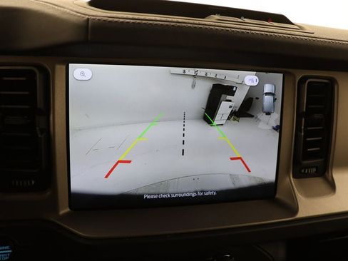 Used 2025 Ford Bronco Outer Banks image 21