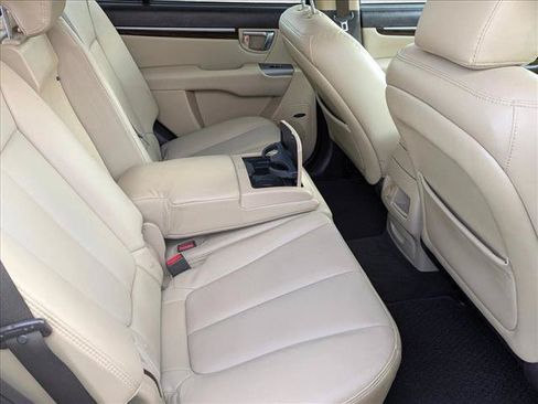 Used 2012 Hyundai Santa Fe Limited FWD image 17