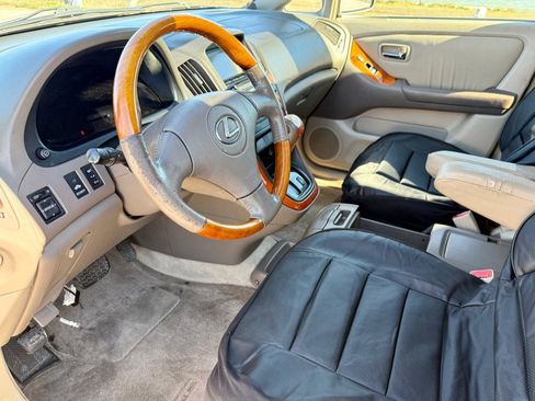 Used 2002 Lexus RX 300 image 9