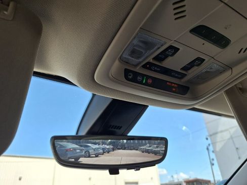 Used 2023 GMC Acadia Denali w/ Denali Ultimate Package FWD image 19