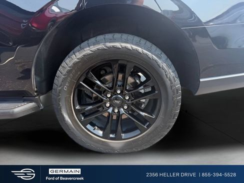 Used 2024 Ford Expedition XLT AWD/4WD image 13