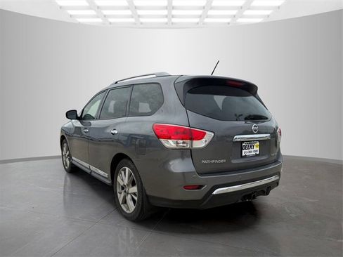Used 2016 Nissan Pathfinder Platinum w/ Cargo Package image 7