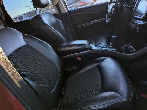 Used 2017 Dodge Journey Crossroad image 32