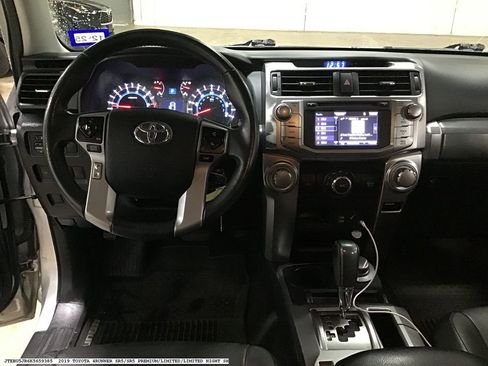 Used 2019 Toyota 4Runner SR5 image 10