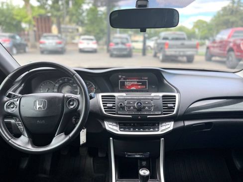 Used 2015 Honda Accord Sport image 9