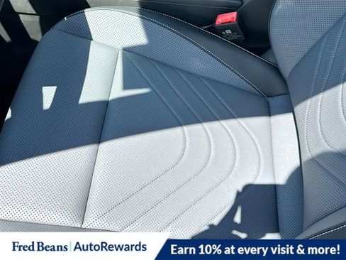 New 2025 Volkswagen Tiguan SE AWD/4WD image 16