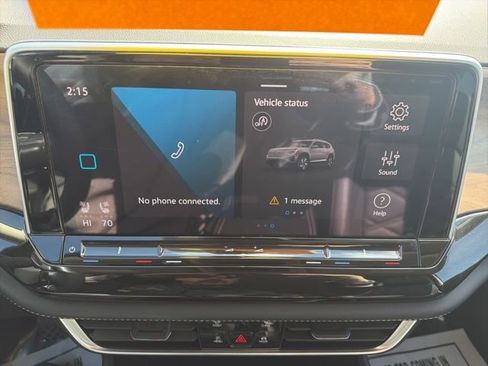 Used 2025 Volkswagen Atlas SE image 21