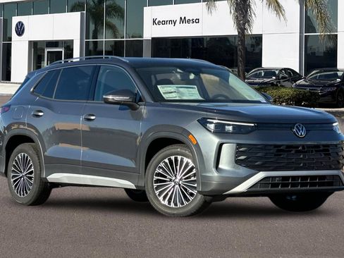 New 2026 Volkswagen Tiguan S image 2