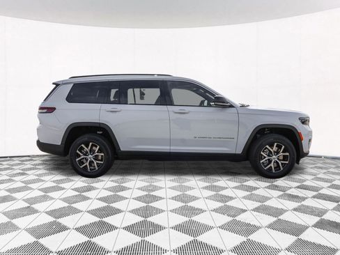 New 2025 Jeep Grand Cherokee L Limited image 8
