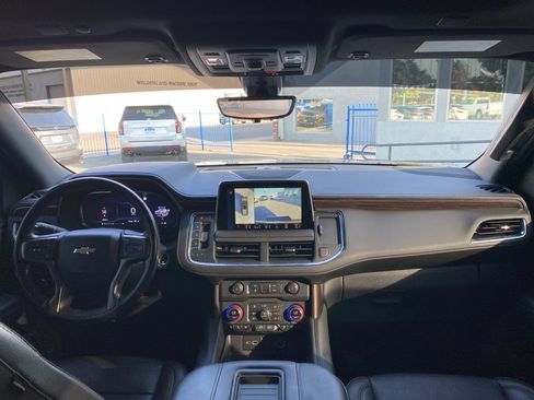 Used 2022 Chevrolet Tahoe High Country image 2