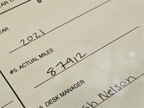 Used 2021 Tesla Model S Plaid image 10