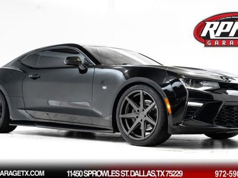 Used 2016 Chevrolet Camaro SS RWD image 1