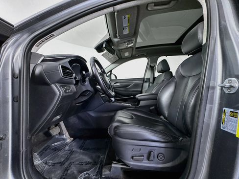 Used 2019 Hyundai Santa Fe AWD image 22