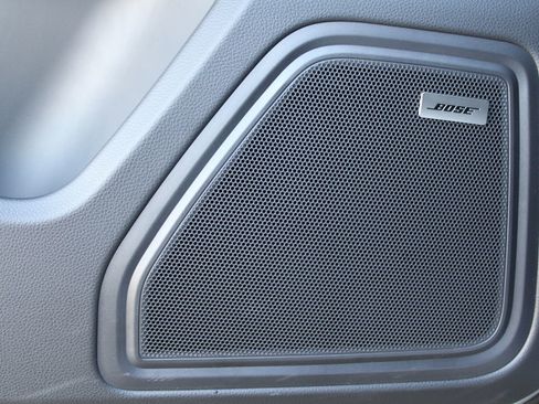 New 2026 Porsche Macan image 14