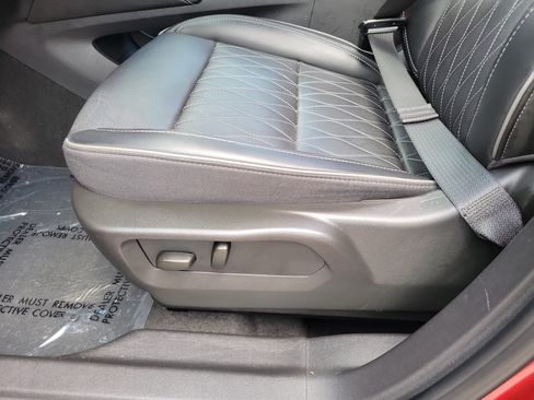 Used 2023 Buick Envision Avenir FWD image 14