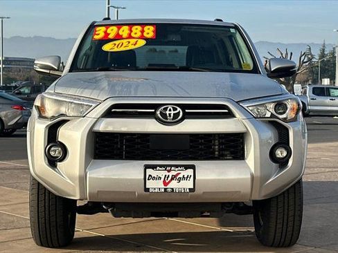 Certified 2024 Toyota 4Runner SR5 Premium image 11