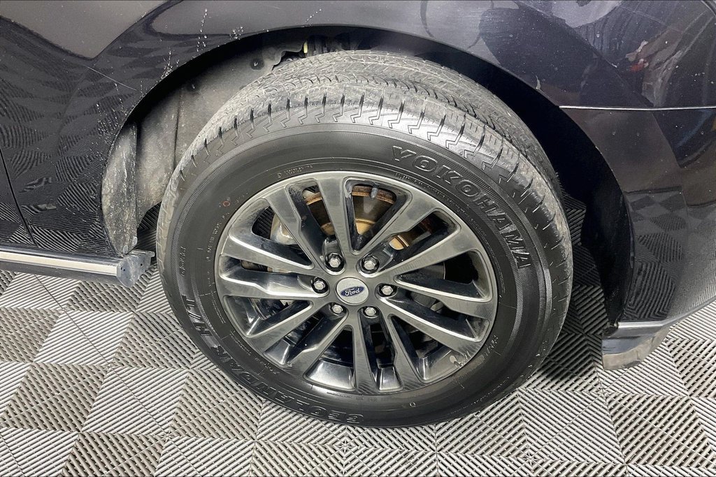 Used 2021 Ford Expedition Max Limited AWD/4WD image 10