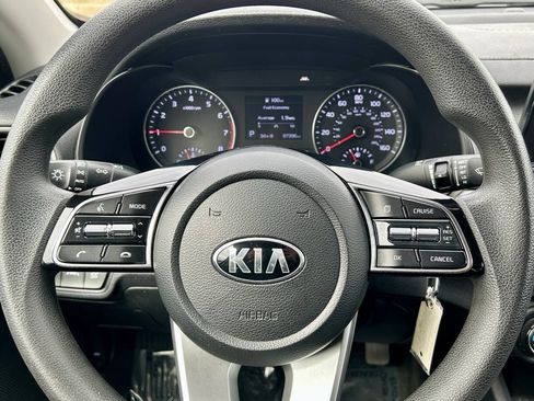 Used 2021 Kia Forte LXS FWD image 19