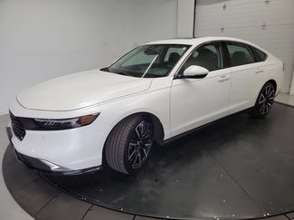 Used 2025 Honda Accord Touring video 3