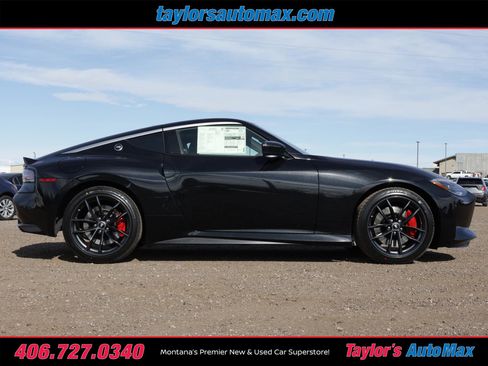 New 2025 Nissan Z Performance w/ Floor Mat Package image 3