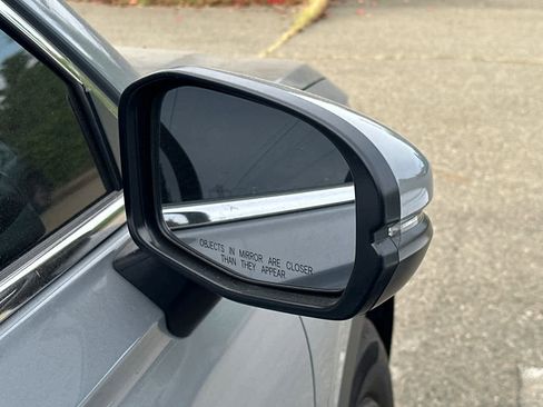 Used 2024 Honda CR-V LX image 13