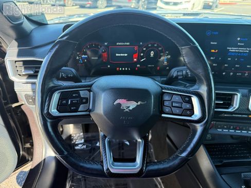 Used 2024 Ford Mustang Premium image 15