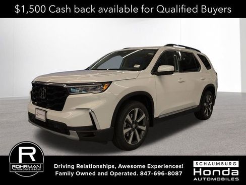 New 2025 Honda Pilot Touring image 1