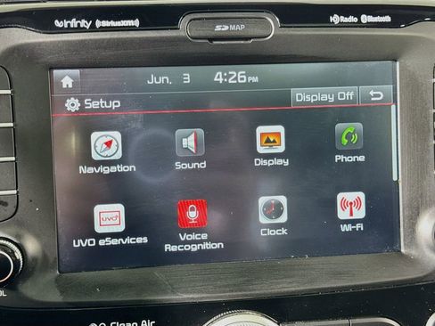 Used 2015 Kia Soul + w/ Primo Package FWD image 29
