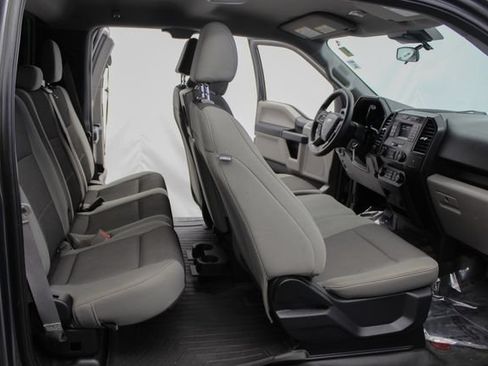 Used 2019 Ford F150 XL w/ Equipment Group 101A Mid AWD/4WD image 18