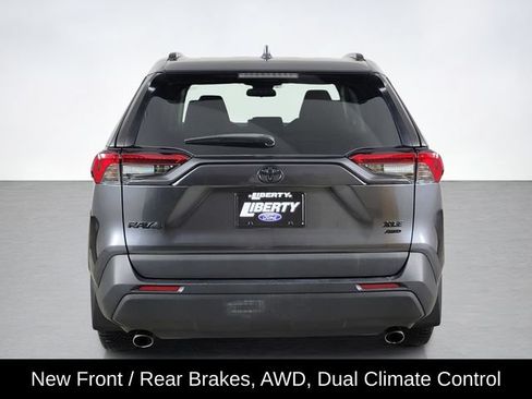 Used 2021 Toyota RAV4 XLE AWD/4WD image 4