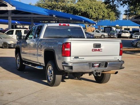 Used 2017 GMC Sierra 2500 SLE w/ HD SLE Preferred Plus Package image 3