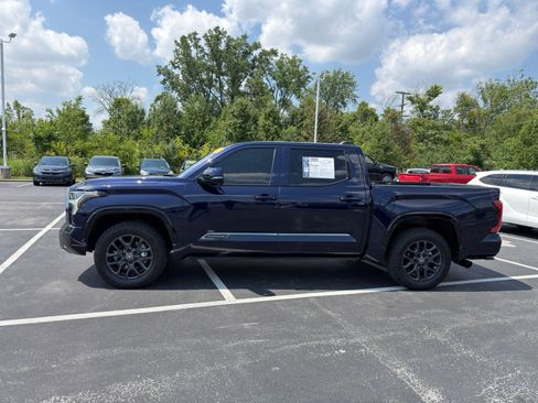 Used 2025 Toyota Tundra Platinum AWD/4WD image 3