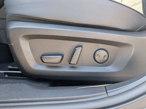 New 2026 Nissan Rogue SL AWD/4WD image 15