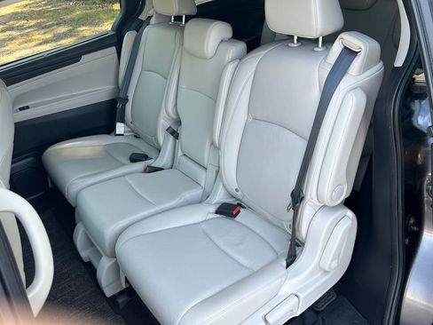 Used 2025 Honda Odyssey EX-L image 13