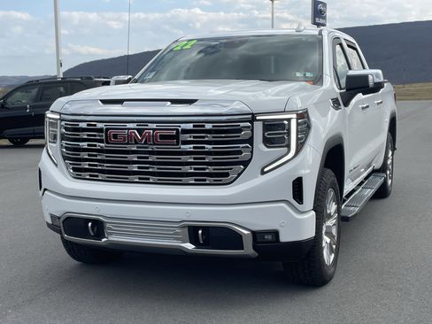Used 2022 GMC Sierra 1500 Denali image 8