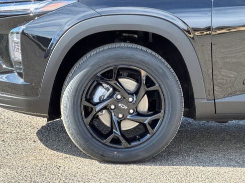 New 2026 Chevrolet Trax LT w/ Midnight Edition image 25