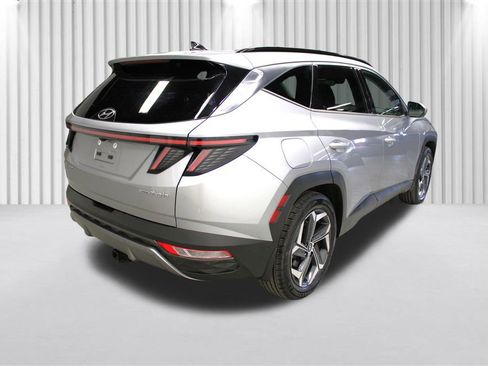 Used 2022 Hyundai Tucson Limited image 3
